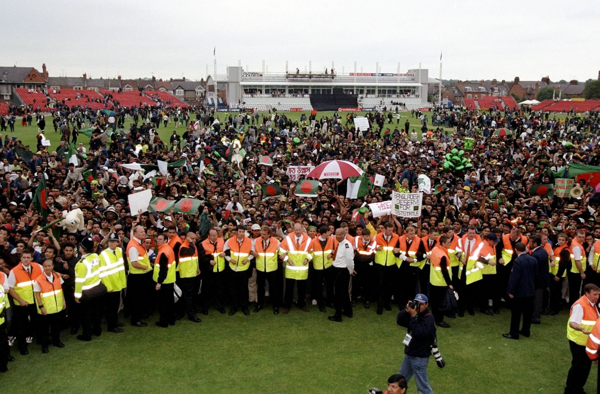 Fans enter the field to celebrate as Bangladesh defeat Pakistan